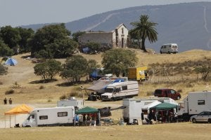 El asentamiento tiene lugar en el pantano de Gabriel y Galán. ::                             A. S.