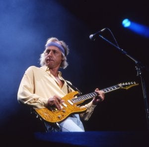 Mark Knopfler. ::                             L. C.