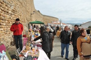 Un rastrillo como alternativa al paro