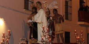 Paso del Señor Ecce-Homo en la noche  del Miércoles Santo. ::
P.D.