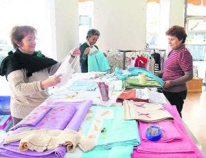 El mercadillo estará abierto hasta la fiesta de Reyes. ::
MARISA NÚÑEZ