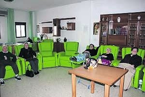 Los nuevos sillones ubicados en el salón para los usuarios. ::
L.C.G.