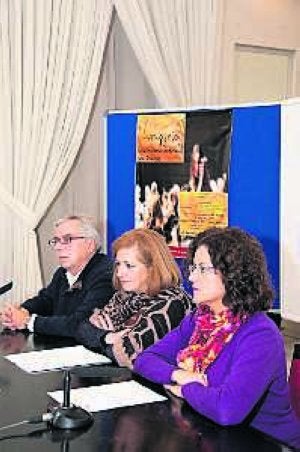 Miguel Murillo, Catalina Campos, Cristina de Frutos. ::
PAKOPÍ