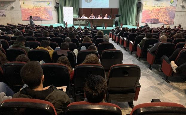 Apertura del foro por parte de la autoridades y organización 