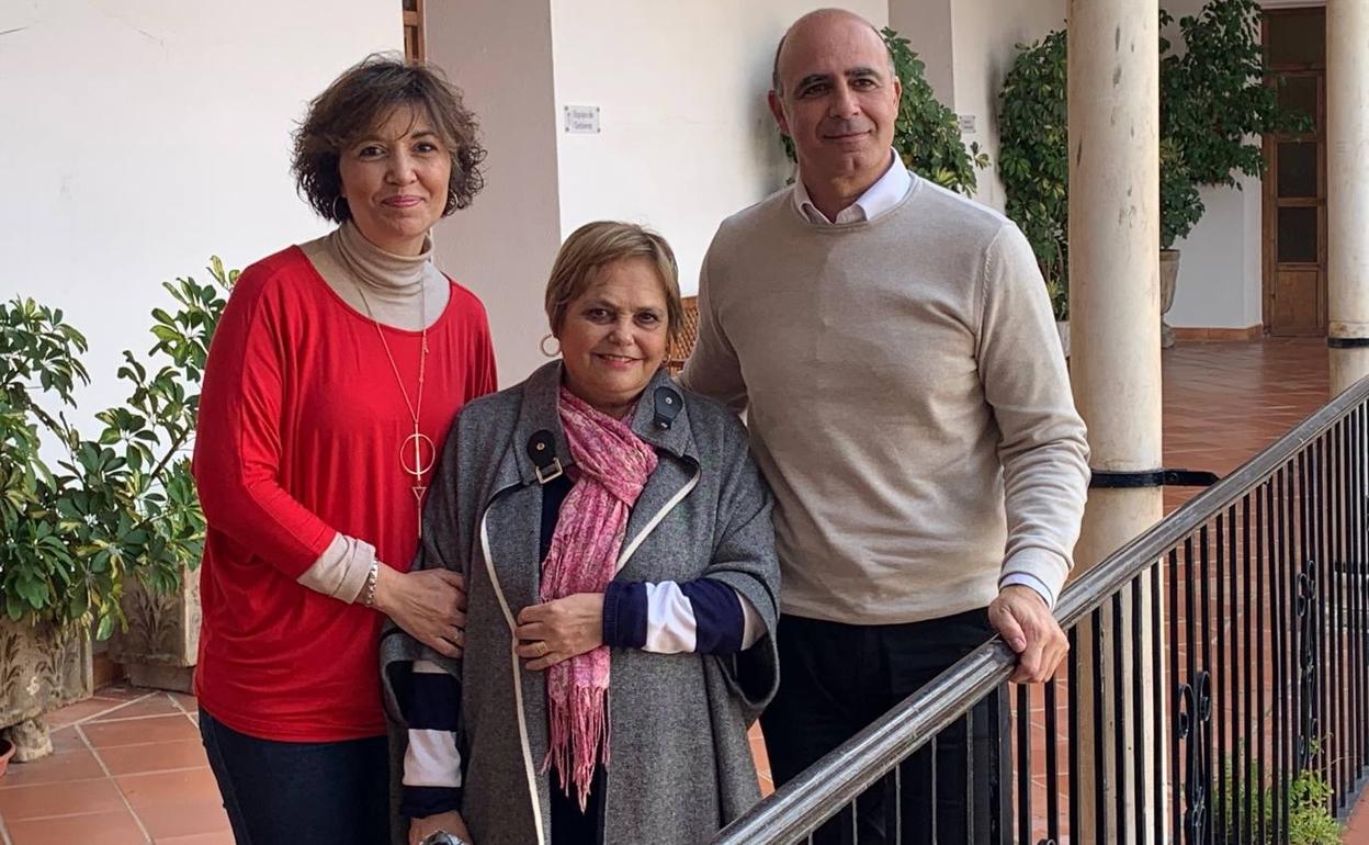 La pregonera ha sido presetnada en el ayuntamiento 