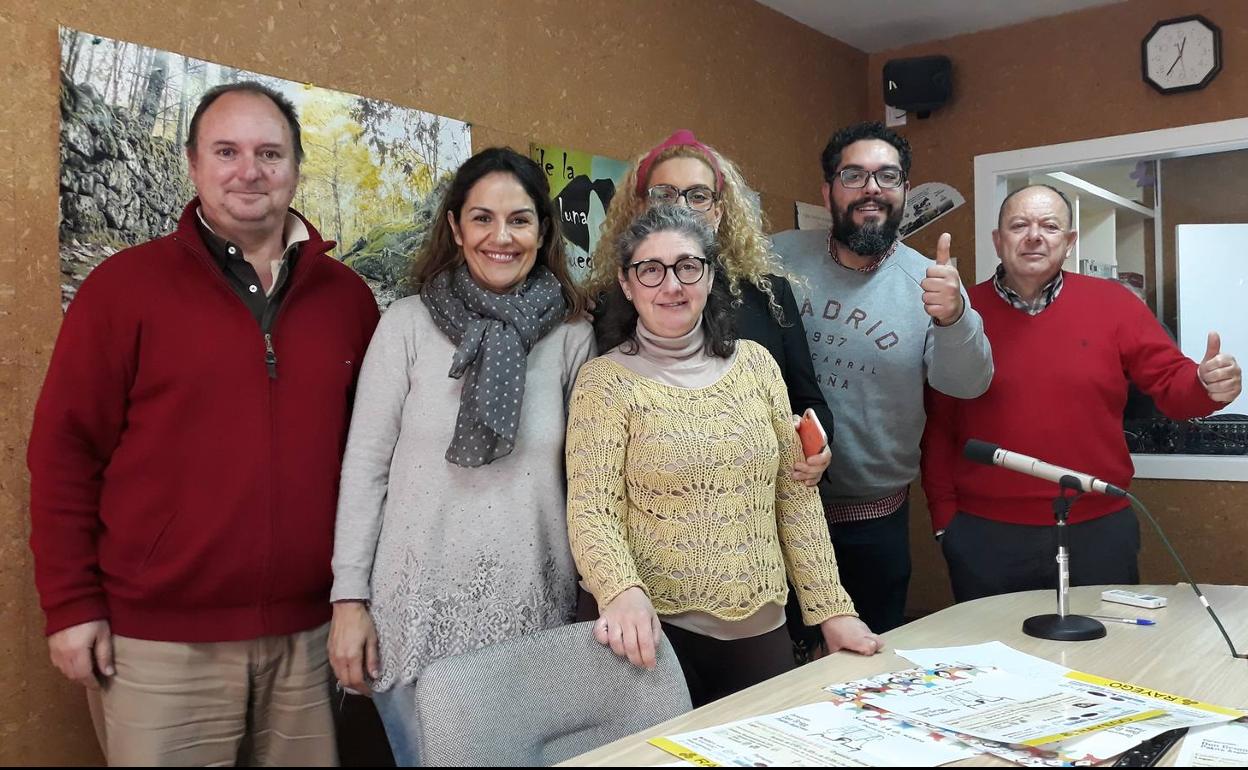 Organizadores, colaboradores y beneficiarios de este evento 