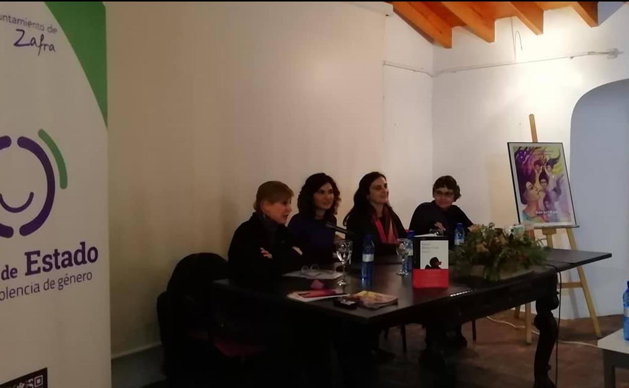 Presentación del Mes de las Autoras 