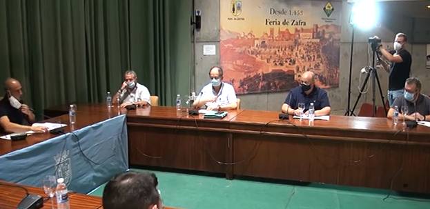 Sesión plenaria en la que se aprobó el plan 