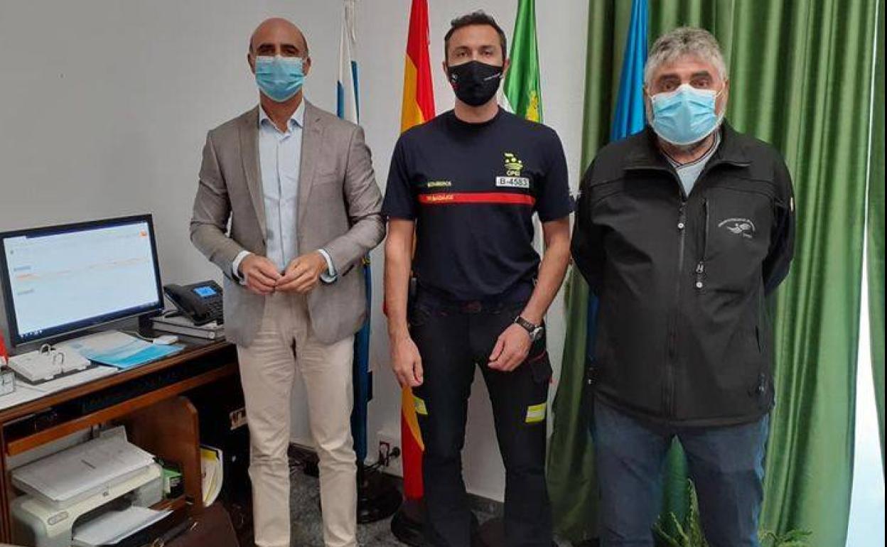 Los dos jefes fueron recibidos por el alcalde 