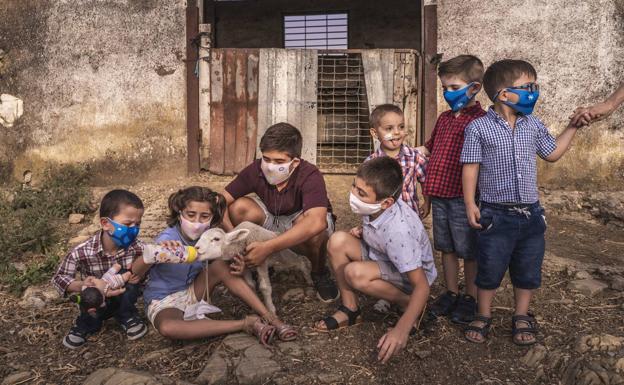 Una de las imágenes del calendario solidario 