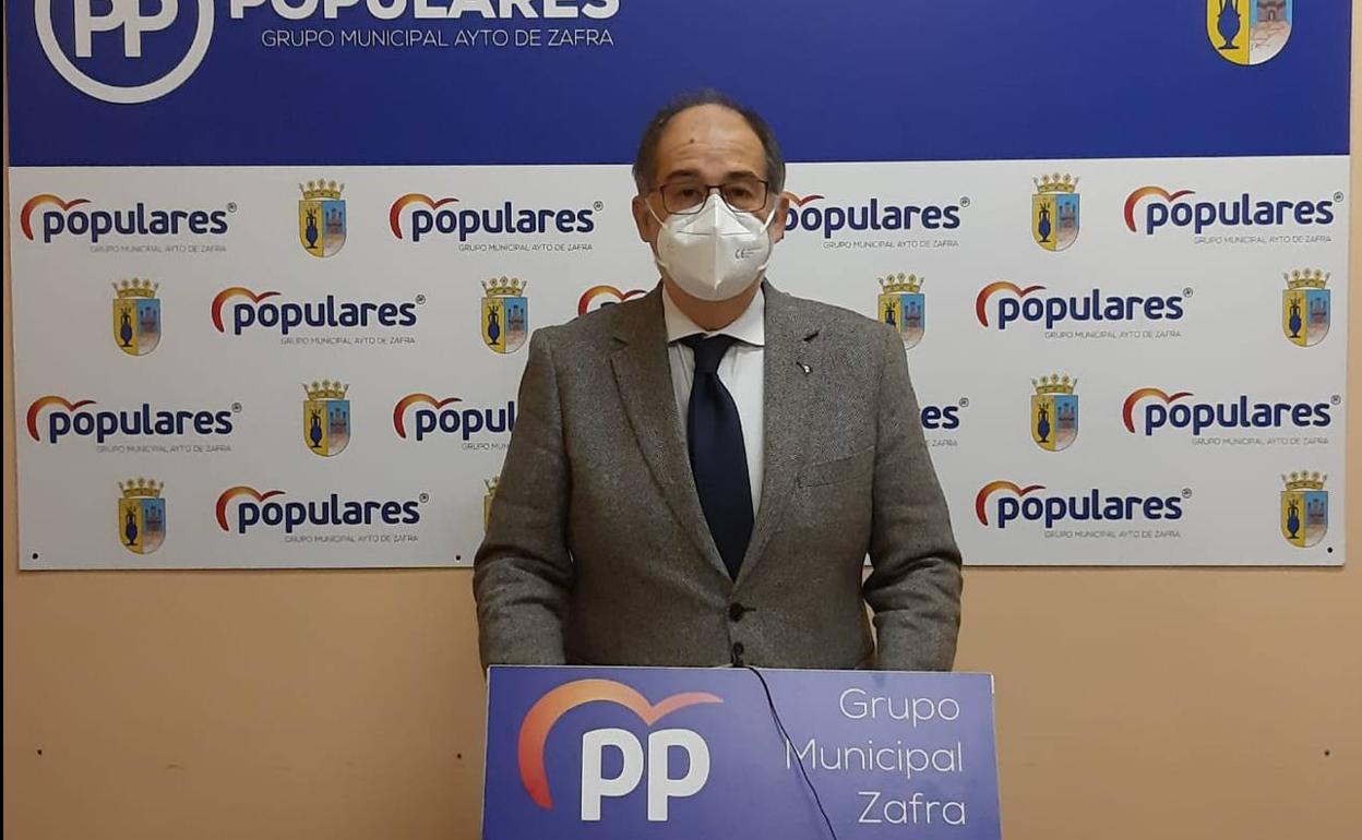 Juan Carlos Fernández durante la reuda de prensa 