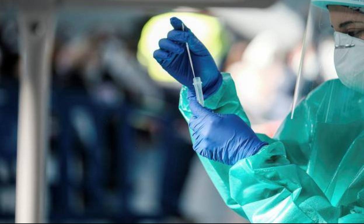 Los casos notificados positivos por coronavirus se elevan este lunes a 4