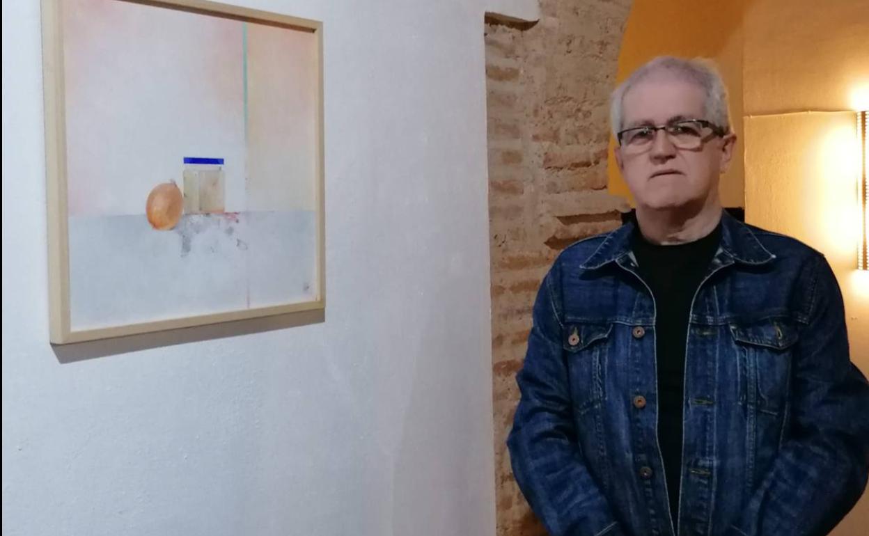 Carlos Pleguezuelos en la exposición 
