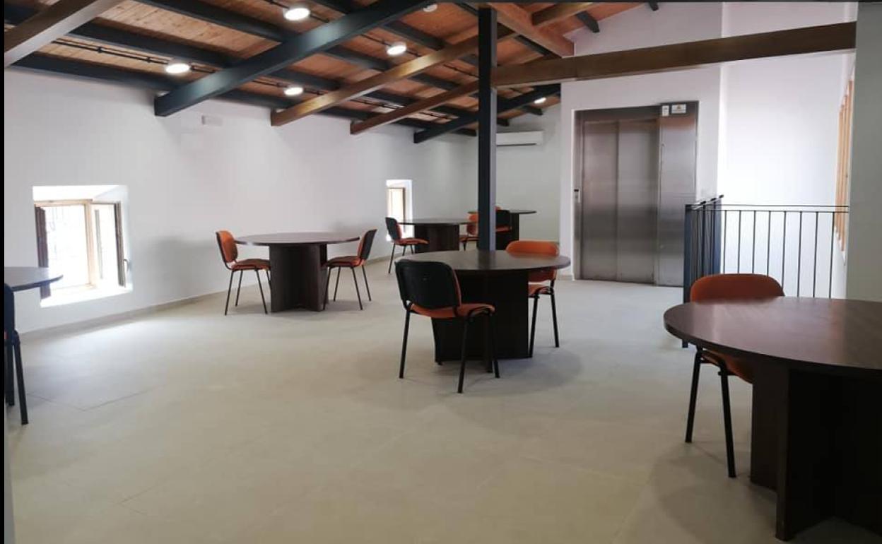 Sala de estudio habilitada en el nnuevo edificio de la biblioteca 