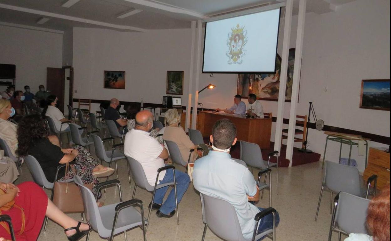 El Grupo Parroquial Nuestra Señora de los Dolores presentó su nuevo escudo