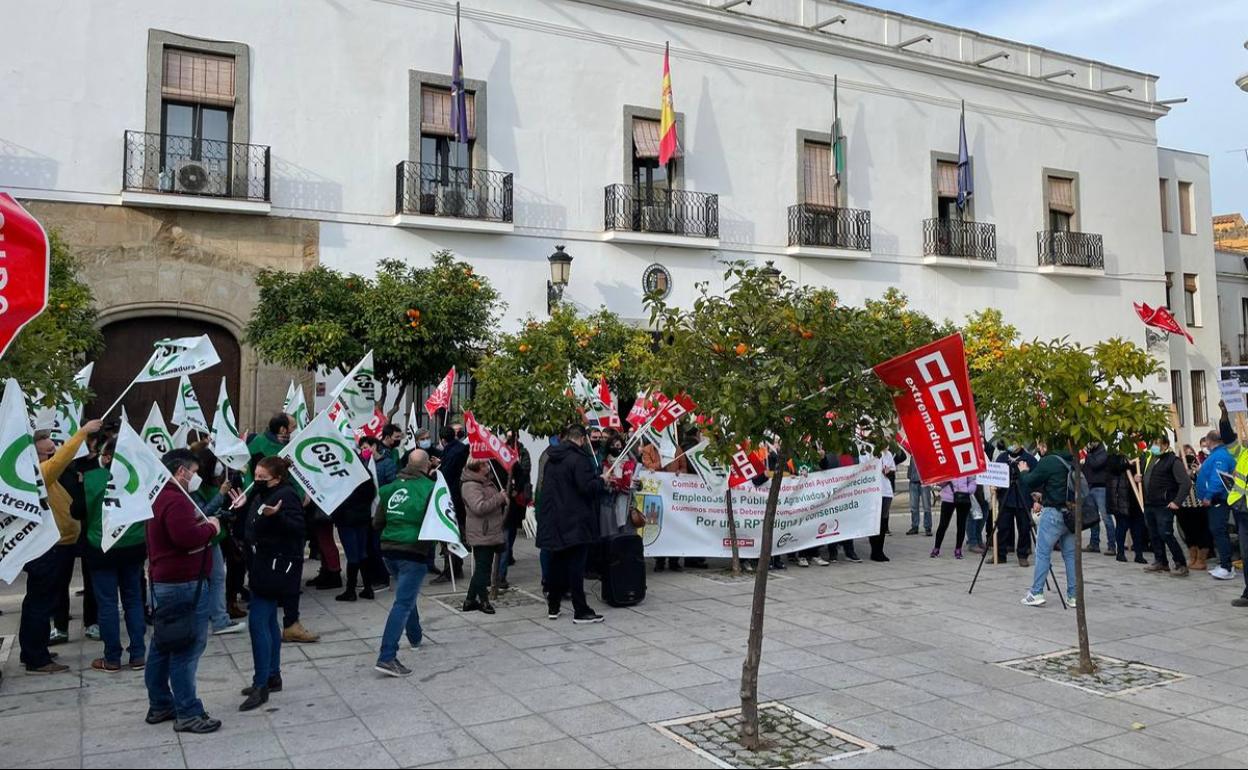 Concentración de trabajadores municipales 