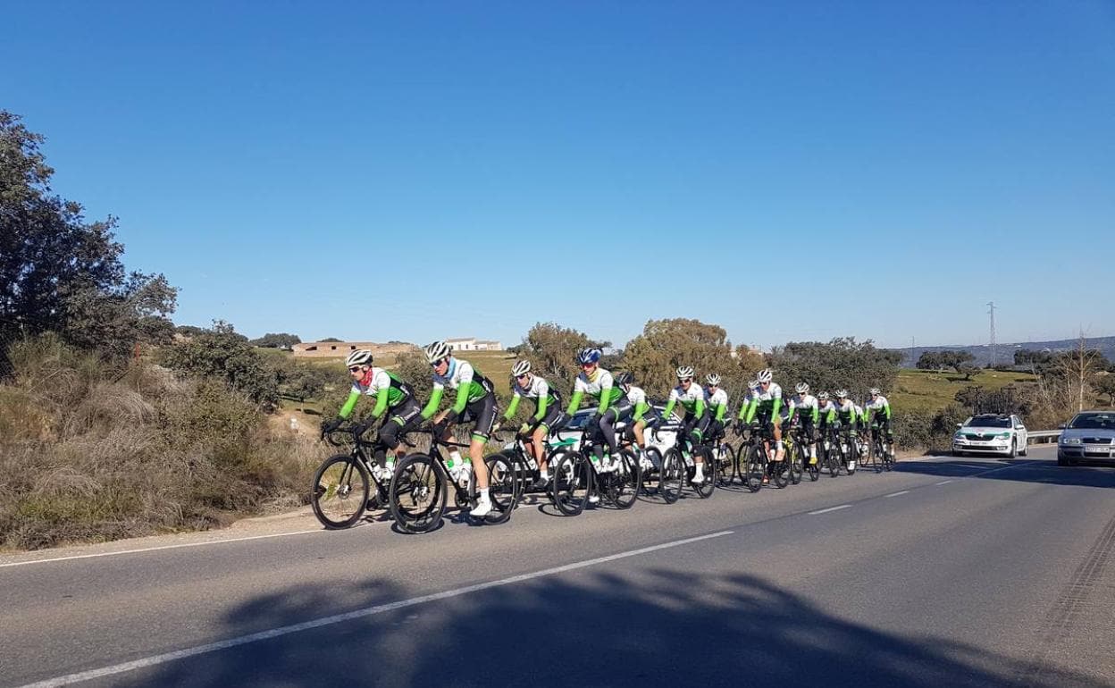 Entrenamiento grupal del equipo 