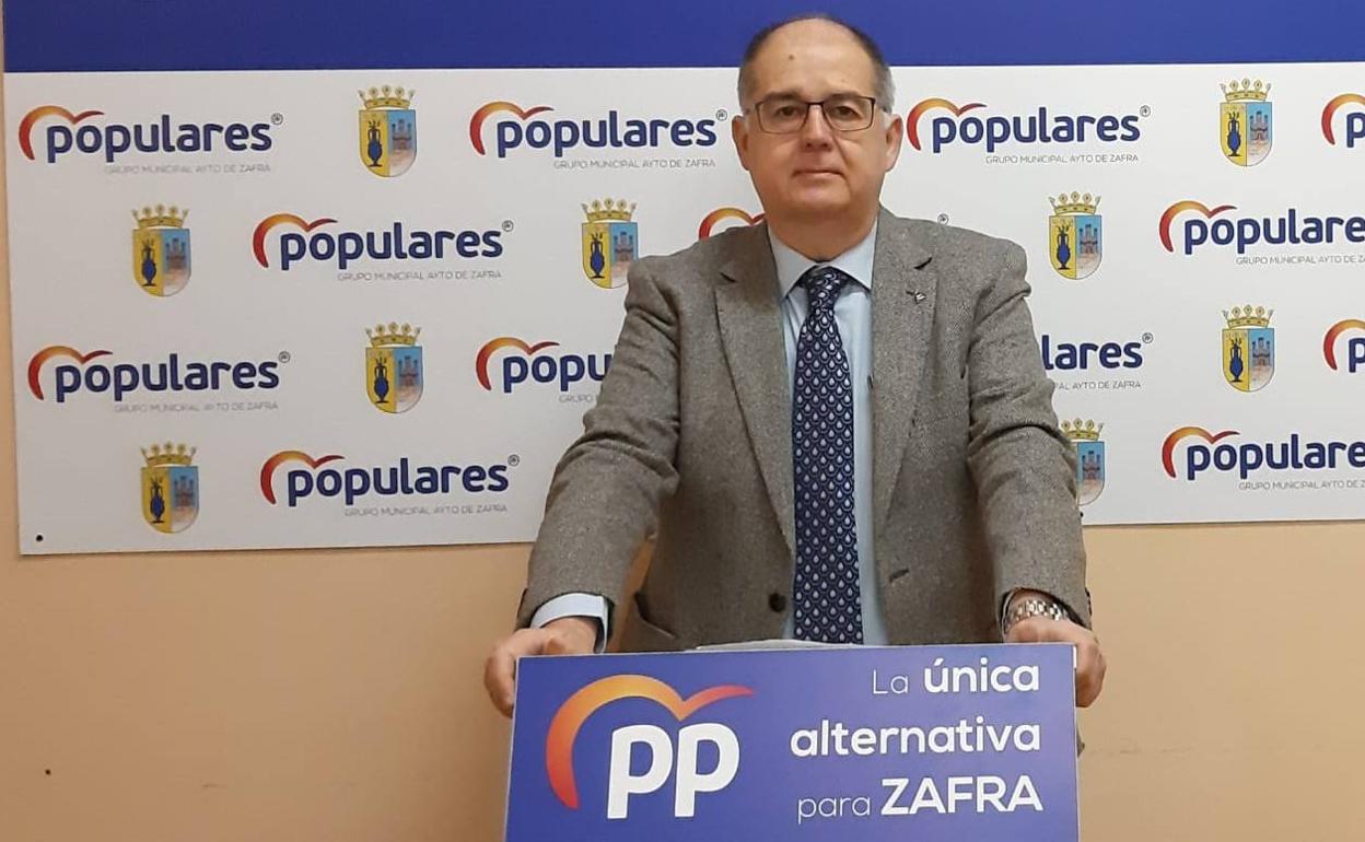 Juan Carlos Fernández durante la rueda de prensa 