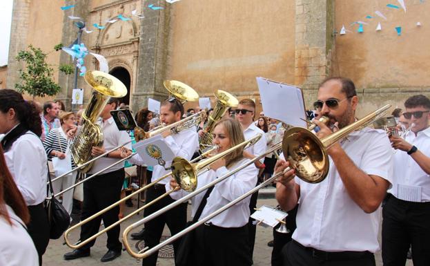 La Bande de Música de Zafra tocó junto con la de Los Santos 