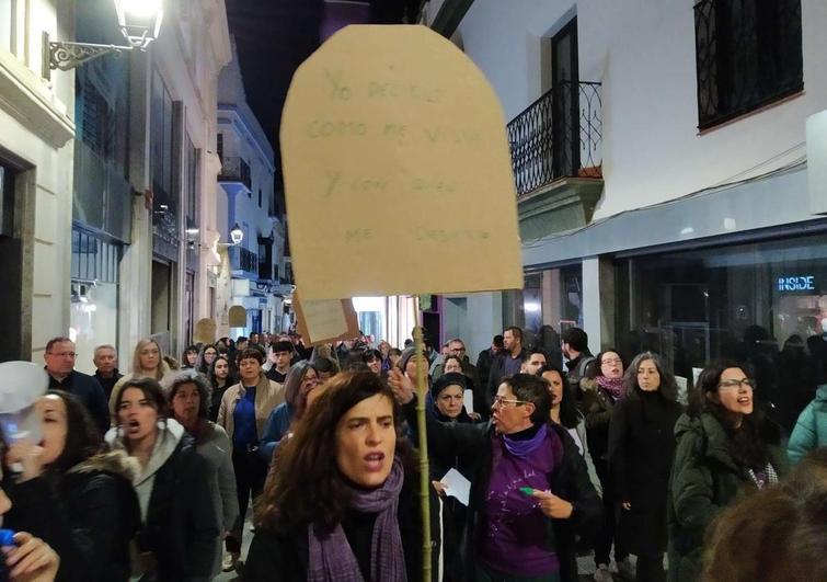 Zafra Violeta salió a las calles el 8M bajo el lema 'Feministas, diversas y juntas'