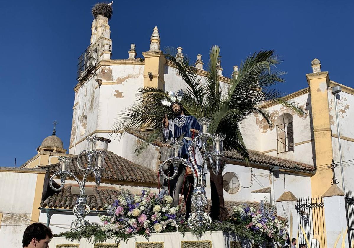 Espléndida procesión de La Borriquita en el Domingo de Ramos