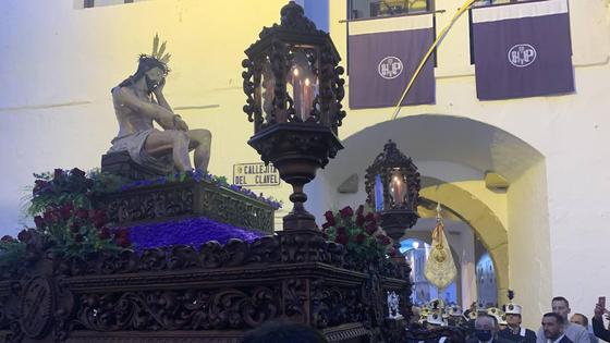 El Cristo de la Humildad y Paciencia y la Virgen de la Salud vuelven a encontrarse este Miércoles Santo