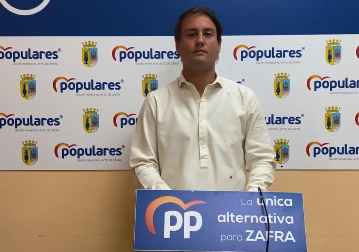 Alejandro Carvajal durante la rueda de prensa