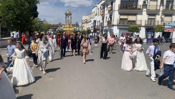 Espléndida procesión del Corpus Christi por las calles de Zafra