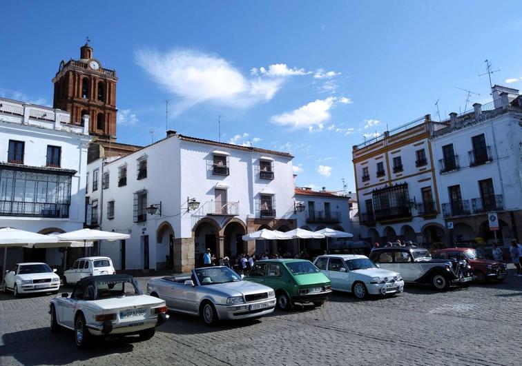 La ruta partió de la Plaza Grande
