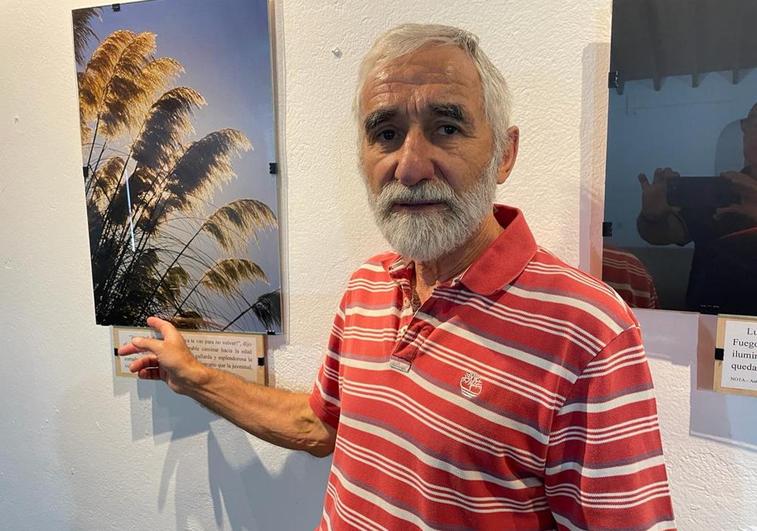 José Rodríguez en su exposición