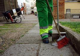 Promedio dispondrá de 42 personas para la limpieza viaria durante la feria