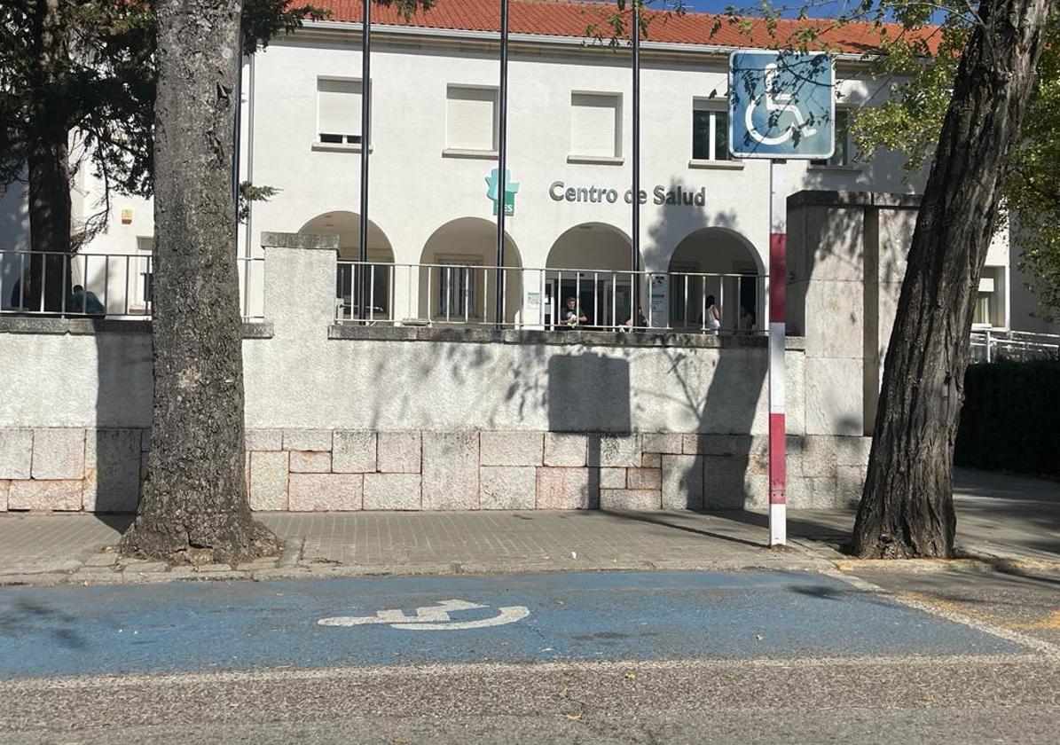 Zafra es la primera ciudad extremeña en aprobar la norma de estacionamiento para personas con movilidad reducida