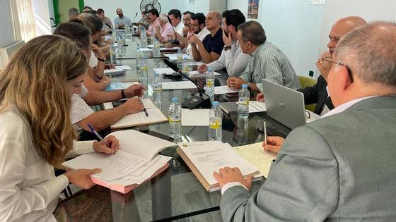 El Pleno acuerda por mayoría cesar a José Carlos Contreras como vicepresidente de la Entidad Ferial