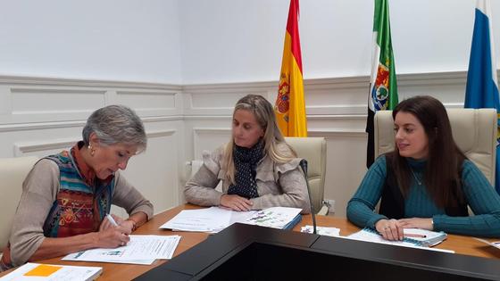 El Ayuntamiento se adhiere al proyecto de Accu Extremadura '¡Lo necesito ya! S.O.S a tu servicio'