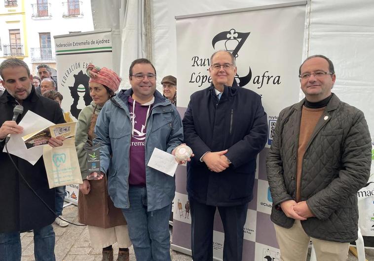 El Gran Maestro Manuel Pérez Candelario ganador del torneo