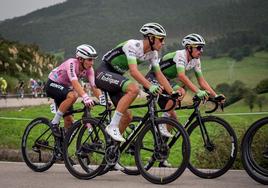 Dos de los corredores del Extremadura Pebetero: Adrian Benito y Alberto Alvarez