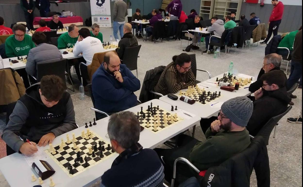 El Ruy López B lidera la Primera División del Campeonato de Extremadura de Ajedrez por Equipos