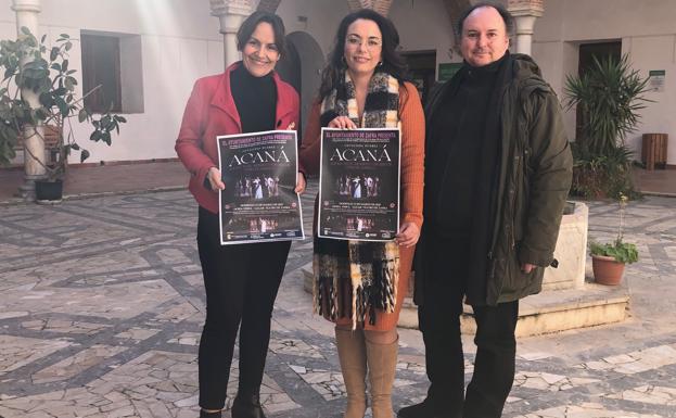 Presentación del espectáculo en el ayuntamiento 