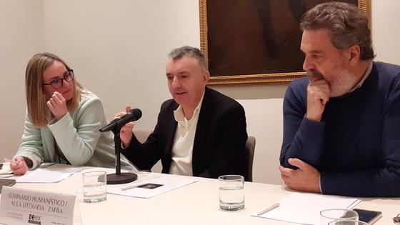 Manuel Vilas protagonizó la segunda sesión del Seminario Humanístico