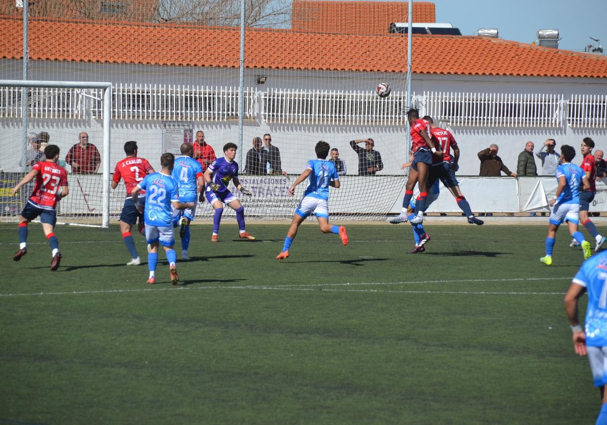 El CD Zafra perdió ante La Estrella por 1-0