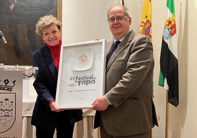 Entrega del premio a la tapa seleccionada por el jurado profesional en 2020