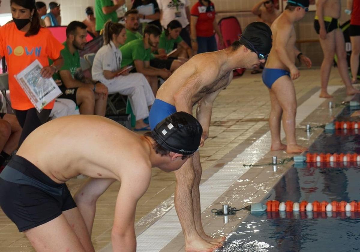 La final de natación de los JEDES ser disputará este jueves en la piscina climatizada