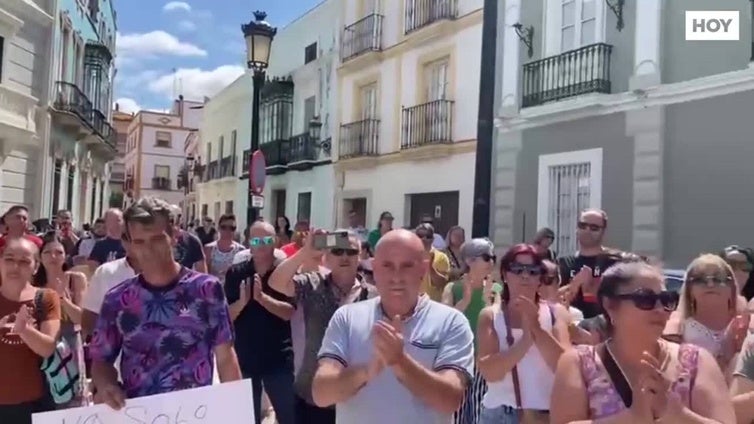 Un minuto de silencio en memoria de Iván Melo