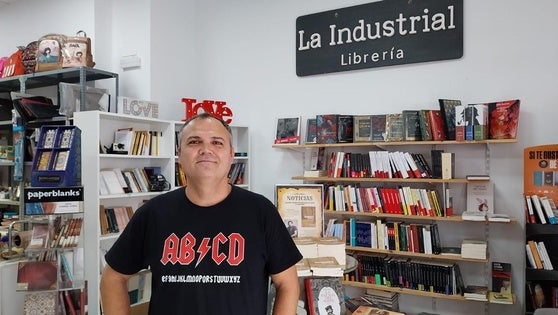 La Industrial aspira a conseguir el premio Librería Cultural 2024