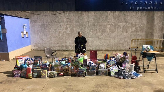 El fútbol recaudó juguetes para los niños y niñas afectados por la DANA