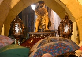 El Cristo de la Humildad y Paciencia en el arco de Jerez