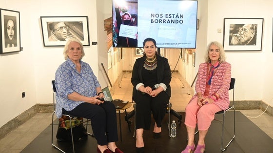 Las periodistas Khadija Amin y Amalia Sánchez mostraron la realidad de las mujeres afganas