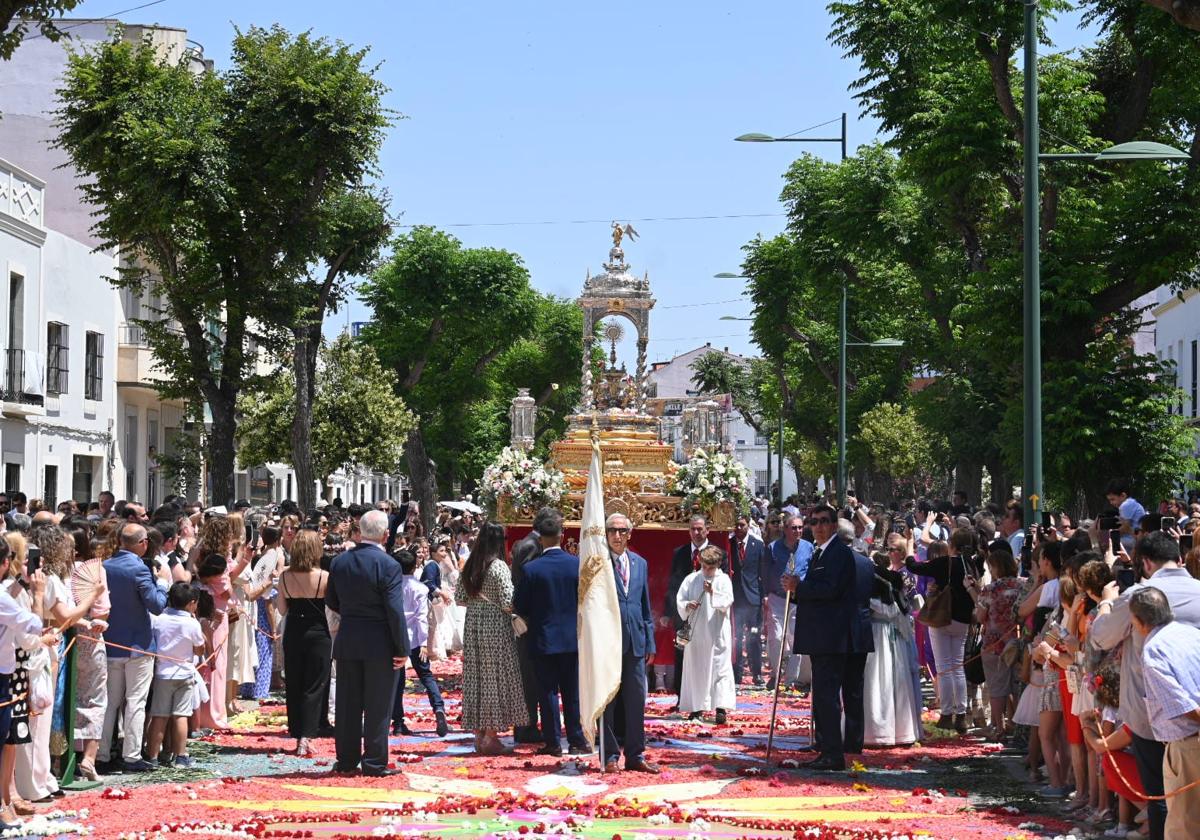 Procesión del Corpus a su paso por la calle Ancha