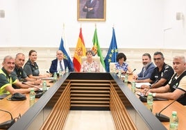 Los asistentes a la junta de seguridad