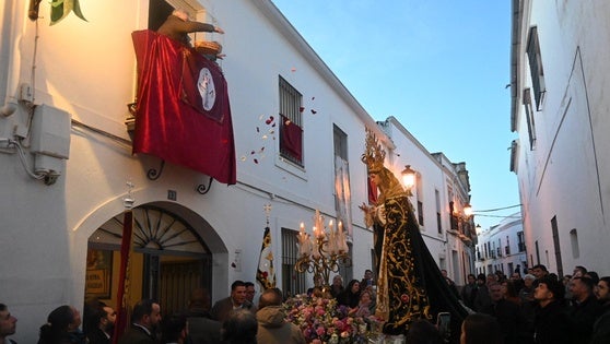 La Esperanza celebró el Año Jubilar con veneración, traslados y solemne función